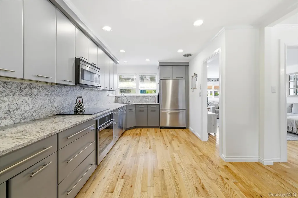 73 Virginia Avenue Oceanside NY 11572