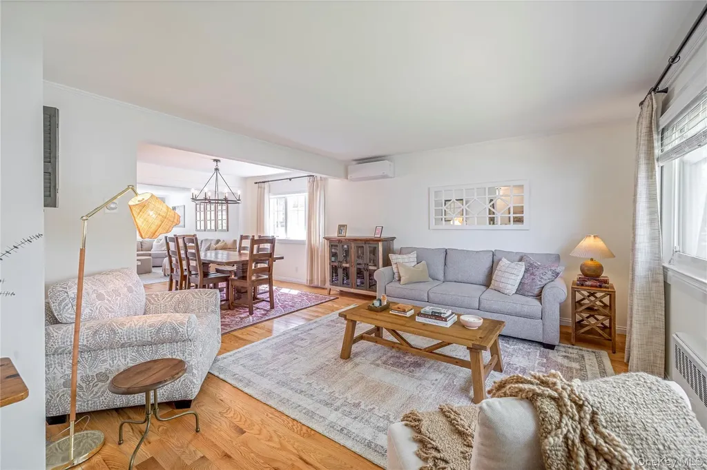 73 Virginia Avenue Oceanside NY 11572