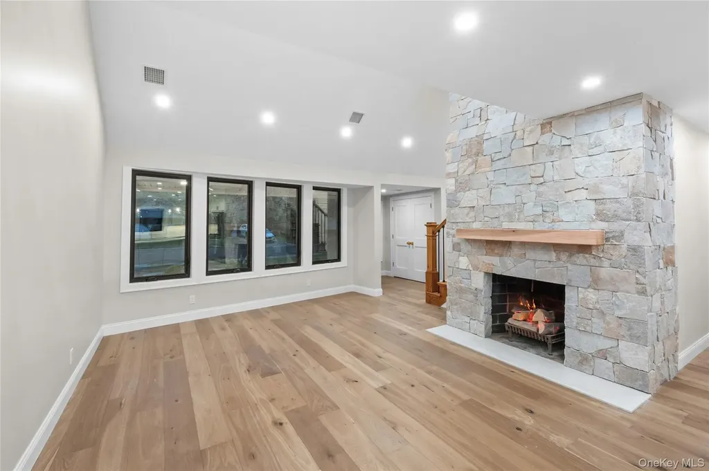 11 Ranch Place Merrick NY 11566