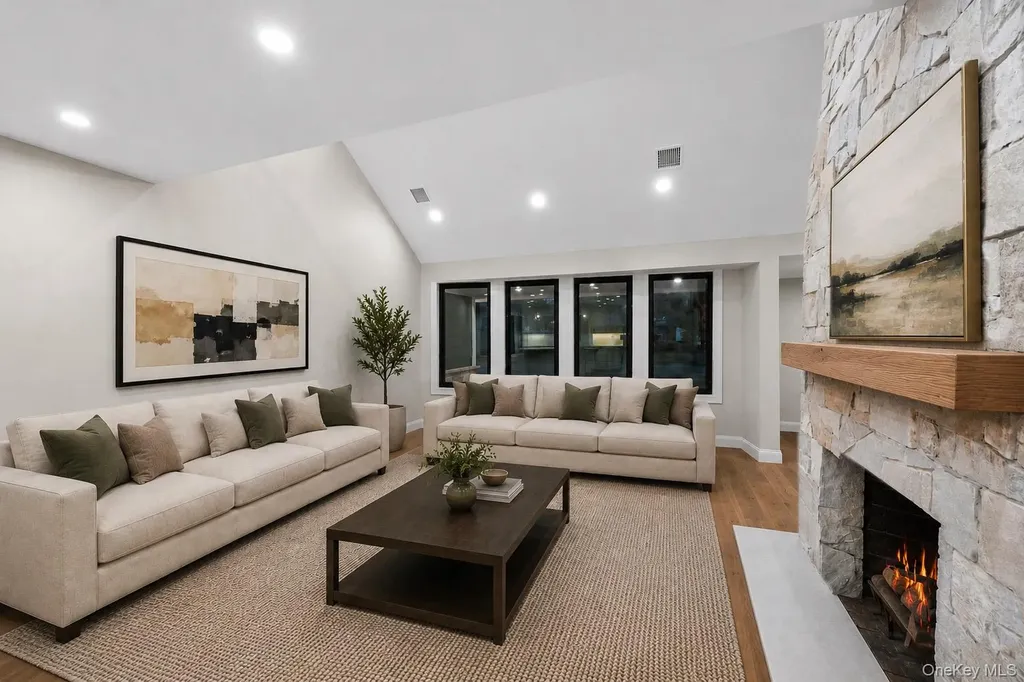 11 Ranch Place Merrick NY 11566