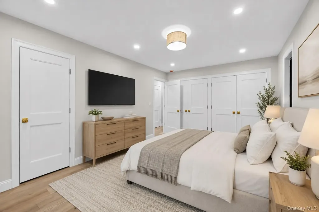 11 Ranch Place Merrick NY 11566