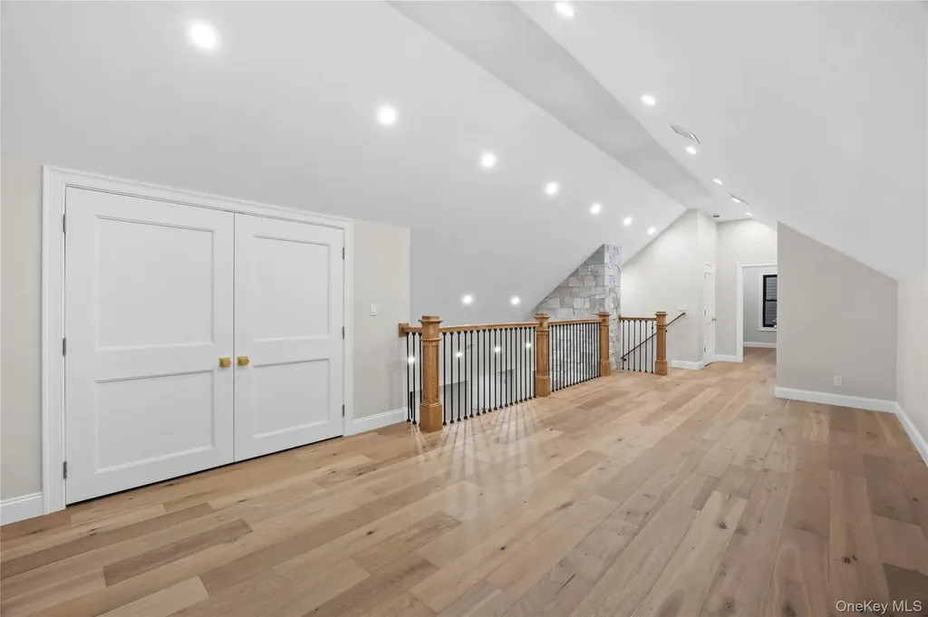 11 Ranch Place Merrick NY 11566