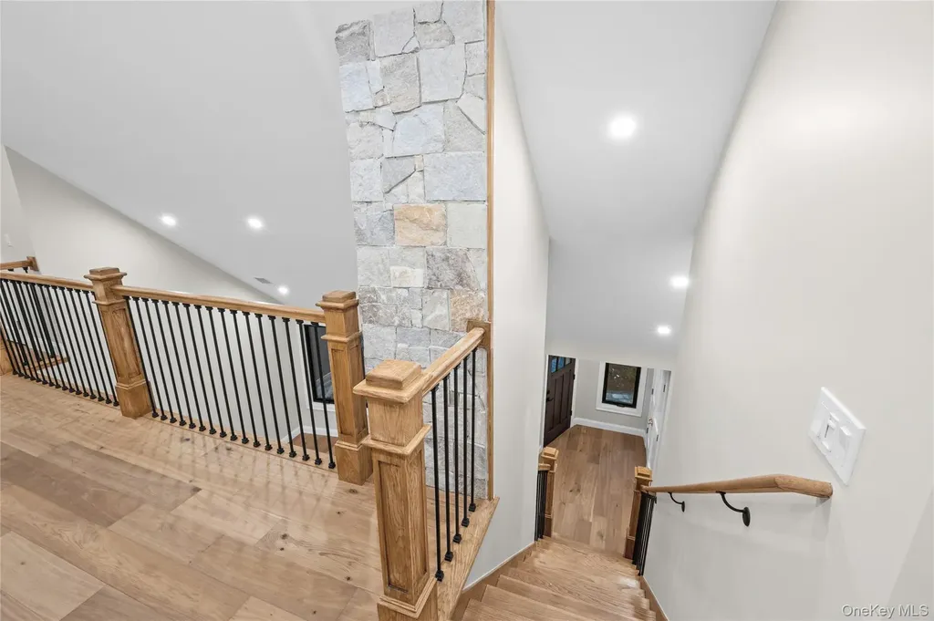 11 Ranch Place Merrick NY 11566