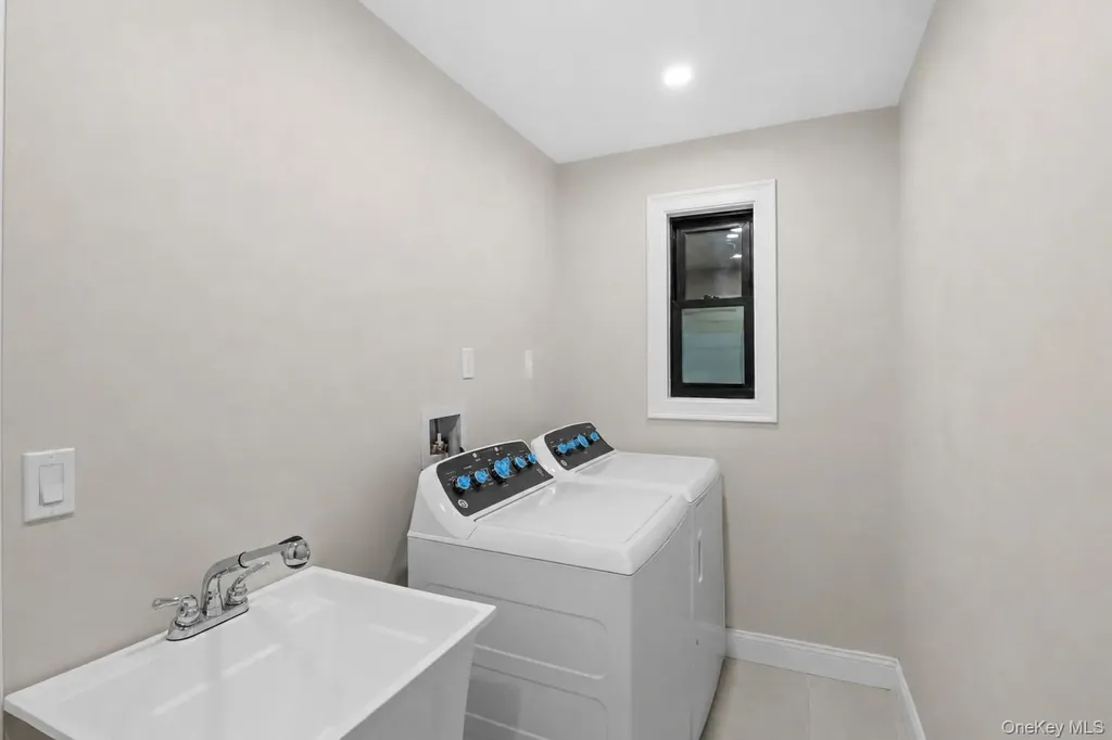 11 Ranch Place Merrick NY 11566