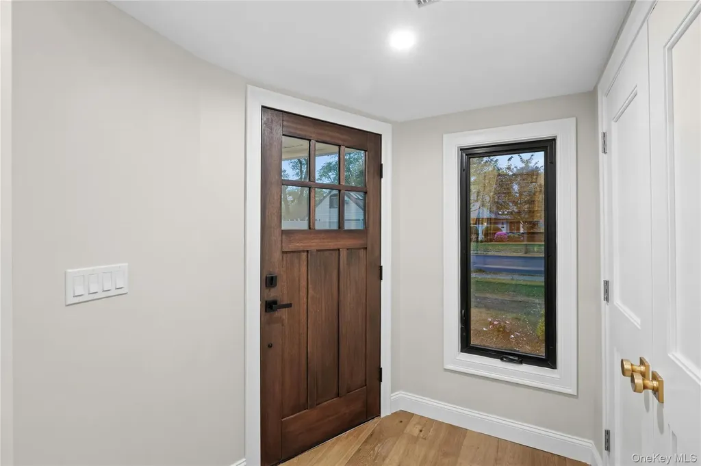 11 Ranch Place Merrick NY 11566