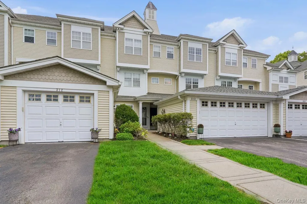 324 Viewpoint Terrace Peekskill NY 10566