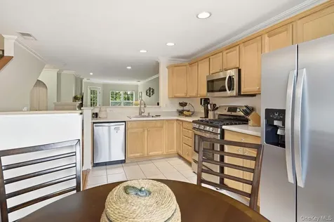 324 Viewpoint Terrace Peekskill NY 10566