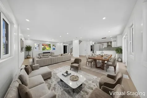 2 Lee Place Old Bethpage NY 11804