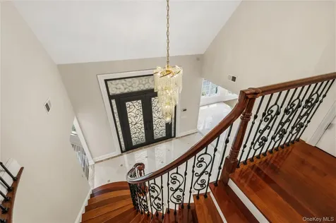 68 Maple Avenue Bethpage NY 11714