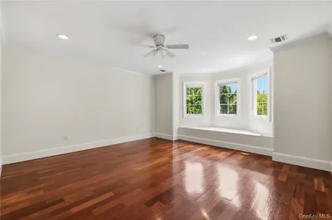 68 Maple Avenue Bethpage NY 11714