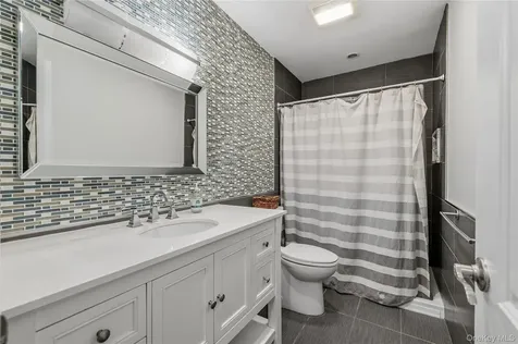 68 Maple Avenue Bethpage NY 11714