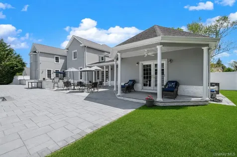 68 Maple Avenue Bethpage NY 11714