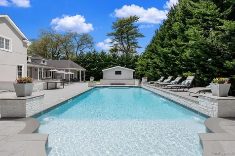 68 Maple Avenue Bethpage NY 11714