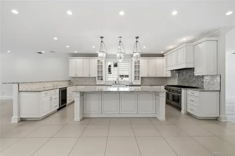 68 Maple Avenue Bethpage NY 11714