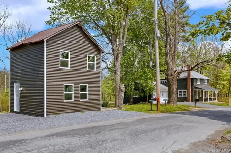 1 Lower Whitfield Road Accord NY 12404