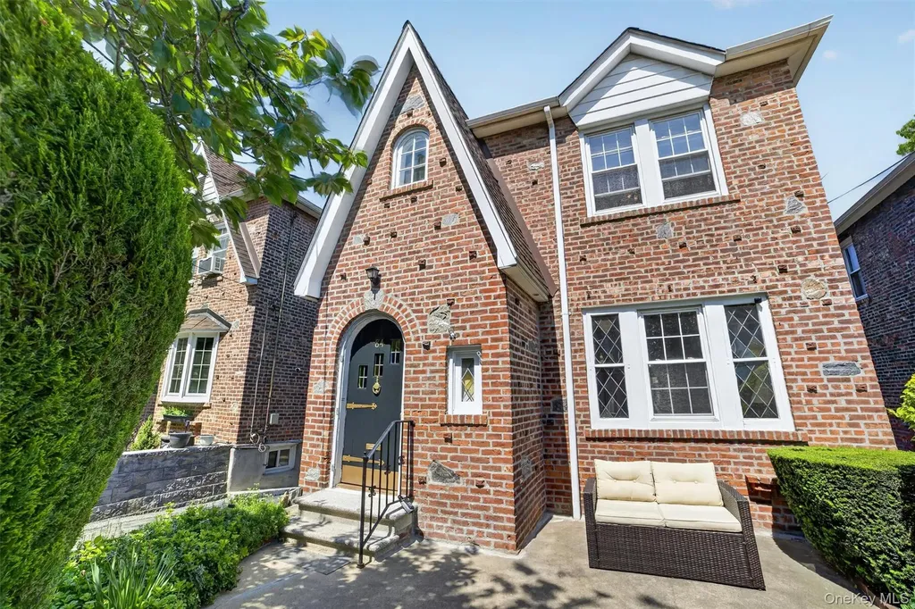 84 Halstead Avenue Yonkers NY 10704