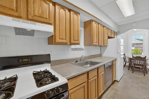 84 Halstead Avenue Yonkers NY 10704