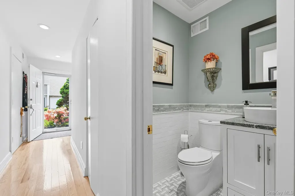 6 Spring Pond Drive Ossining NY 10562