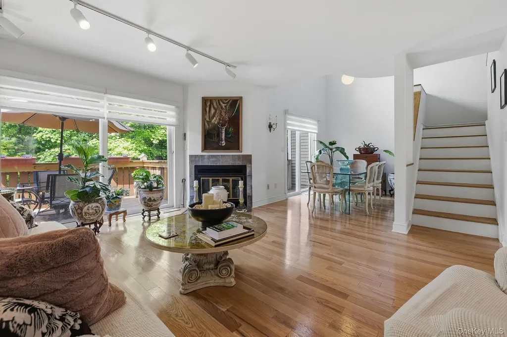6 Spring Pond Drive Ossining NY 10562