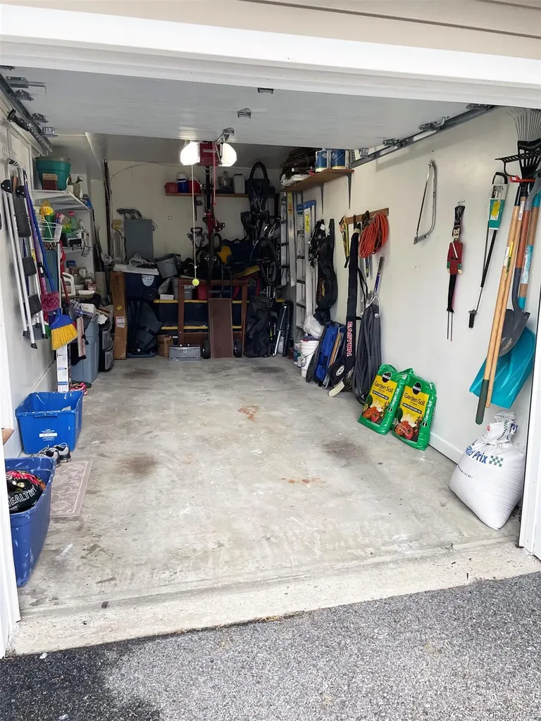 6 Spring Pond Drive Ossining NY 10562