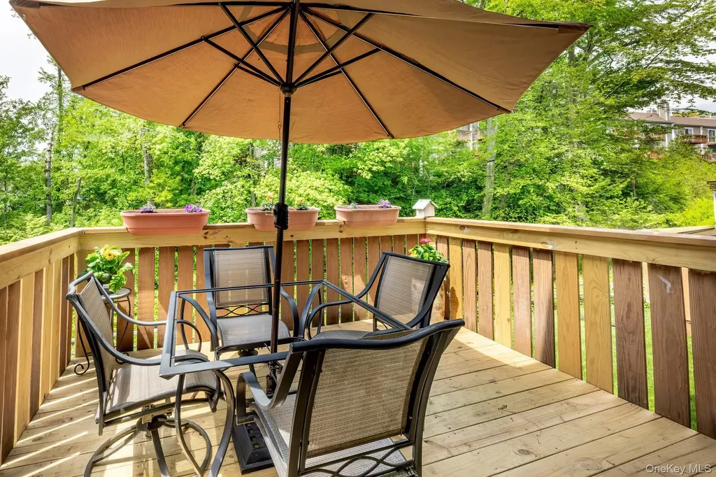 6 Spring Pond Drive Ossining NY 10562