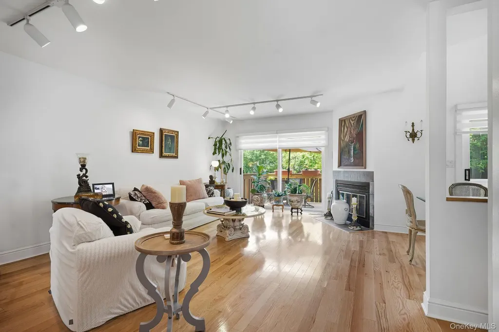 6 Spring Pond Drive Ossining NY 10562