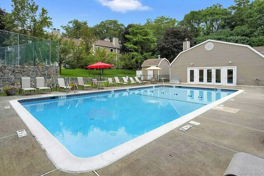 6 Spring Pond Drive Ossining NY 10562