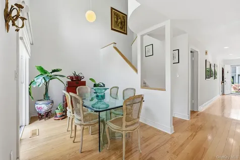 6 Spring Pond Drive Ossining NY 10562