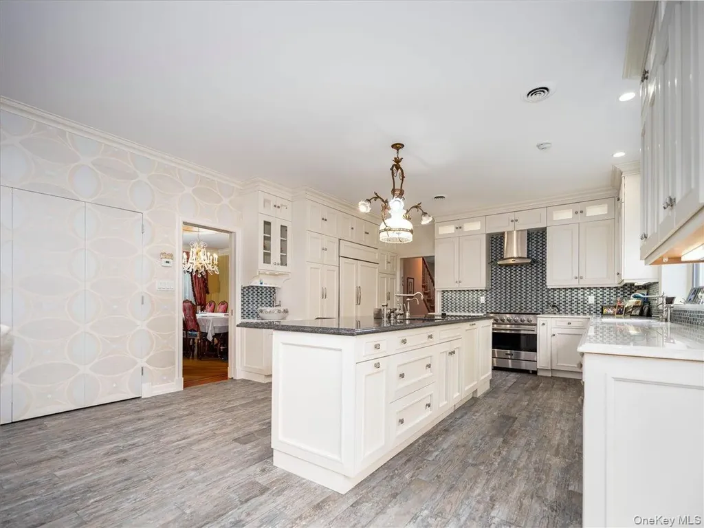 11 Bartlett Road Monsey NY 10952