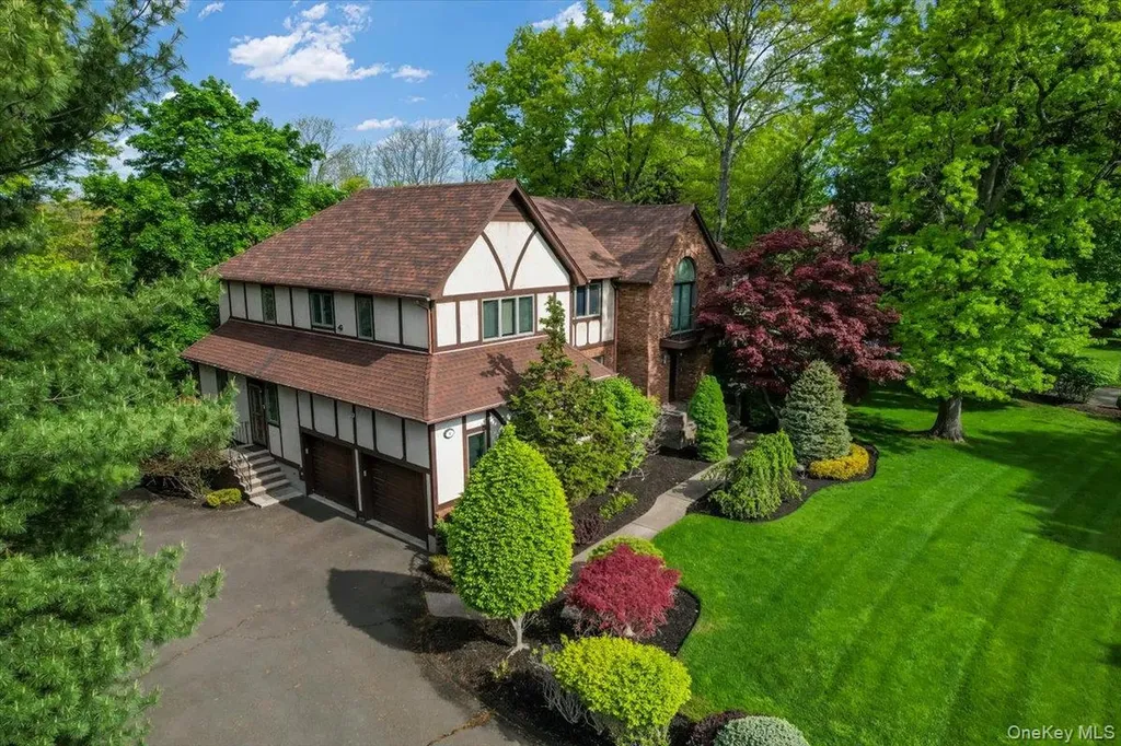 11 Bartlett Road Monsey NY 10952