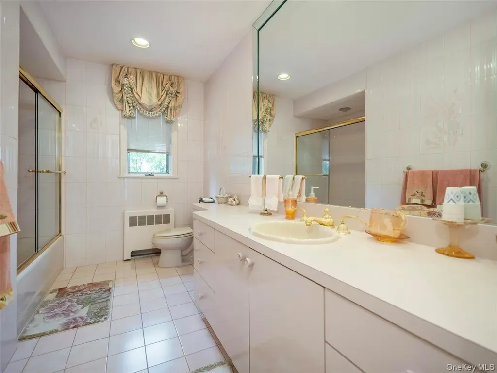 11 Bartlett Road Monsey NY 10952