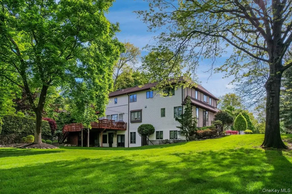 11 Bartlett Road Monsey NY 10952