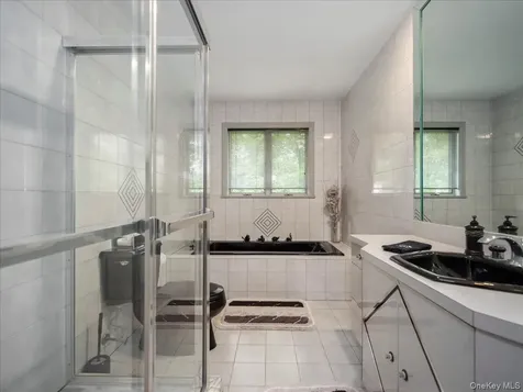 11 Bartlett Road Monsey NY 10952