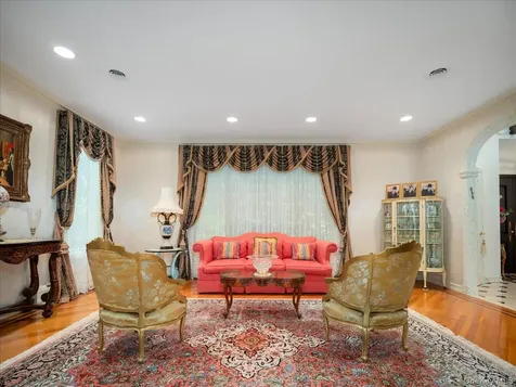 11 Bartlett Road Monsey NY 10952