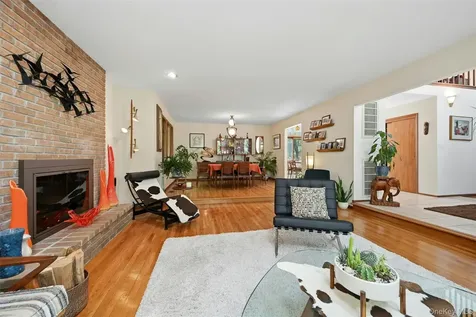 40 Laurel Hill Road Centerport NY 11721