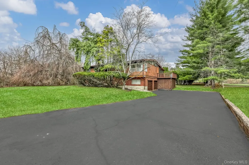 12 Woodwind Lane Spring Valley NY 10977