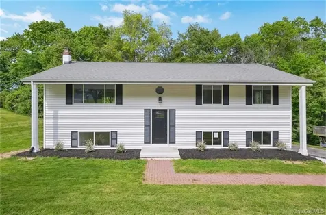 26 Kendell Drive Wappingers Falls NY 12590