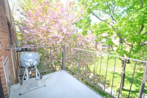119 Dehaven Drive Yonkers NY 10703