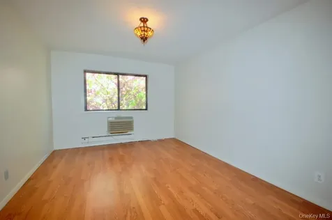 119 Dehaven Drive Yonkers NY 10703