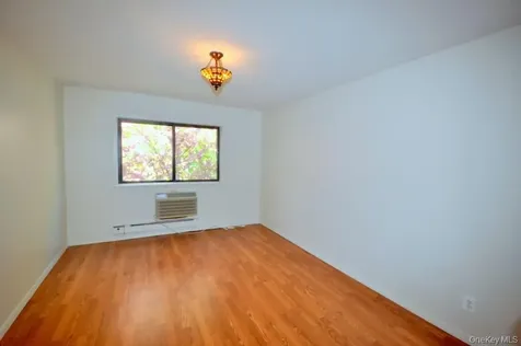 119 Dehaven Drive Yonkers NY 10703
