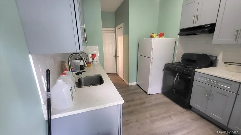 242 Mansion Street Poughkeepsie NY 12601