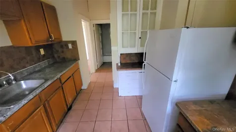 242 Mansion Street Poughkeepsie NY 12601