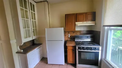 242 Mansion Street Poughkeepsie NY 12601