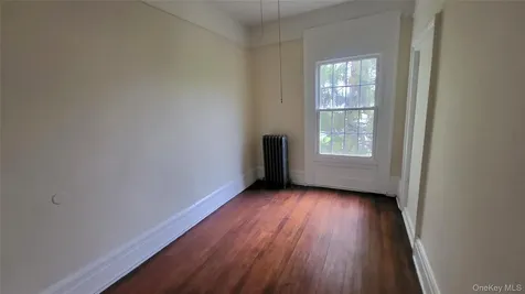 242 Mansion Street Poughkeepsie NY 12601