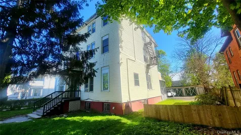 242 Mansion Street Poughkeepsie NY 12601