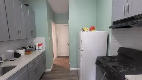 242 Mansion Street Poughkeepsie NY 12601
