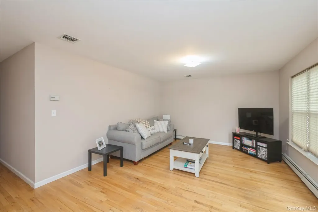 30 Baltimore Avenue Massapequa NY 11758