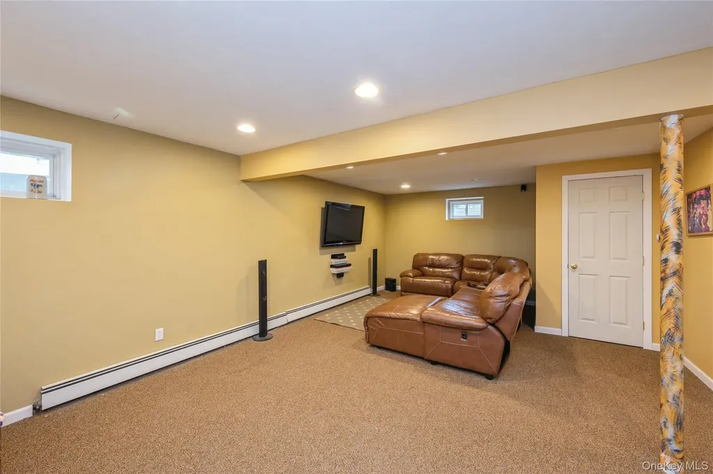 30 Baltimore Avenue Massapequa NY 11758