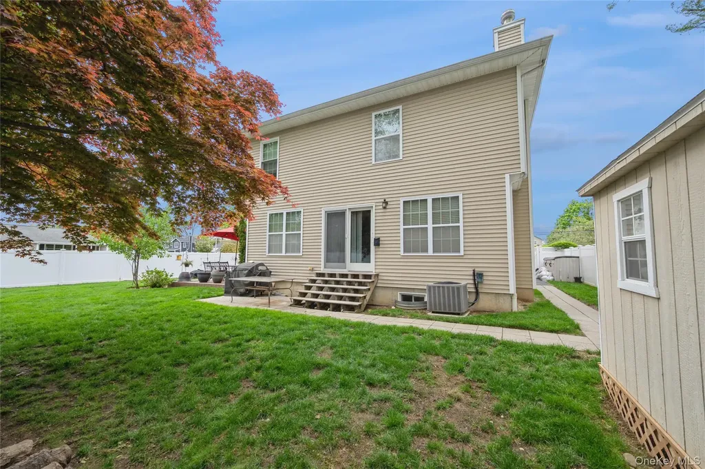 30 Baltimore Avenue Massapequa NY 11758
