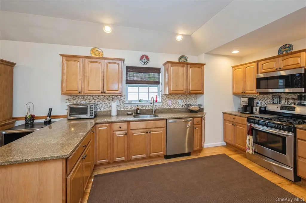30 Baltimore Avenue Massapequa NY 11758